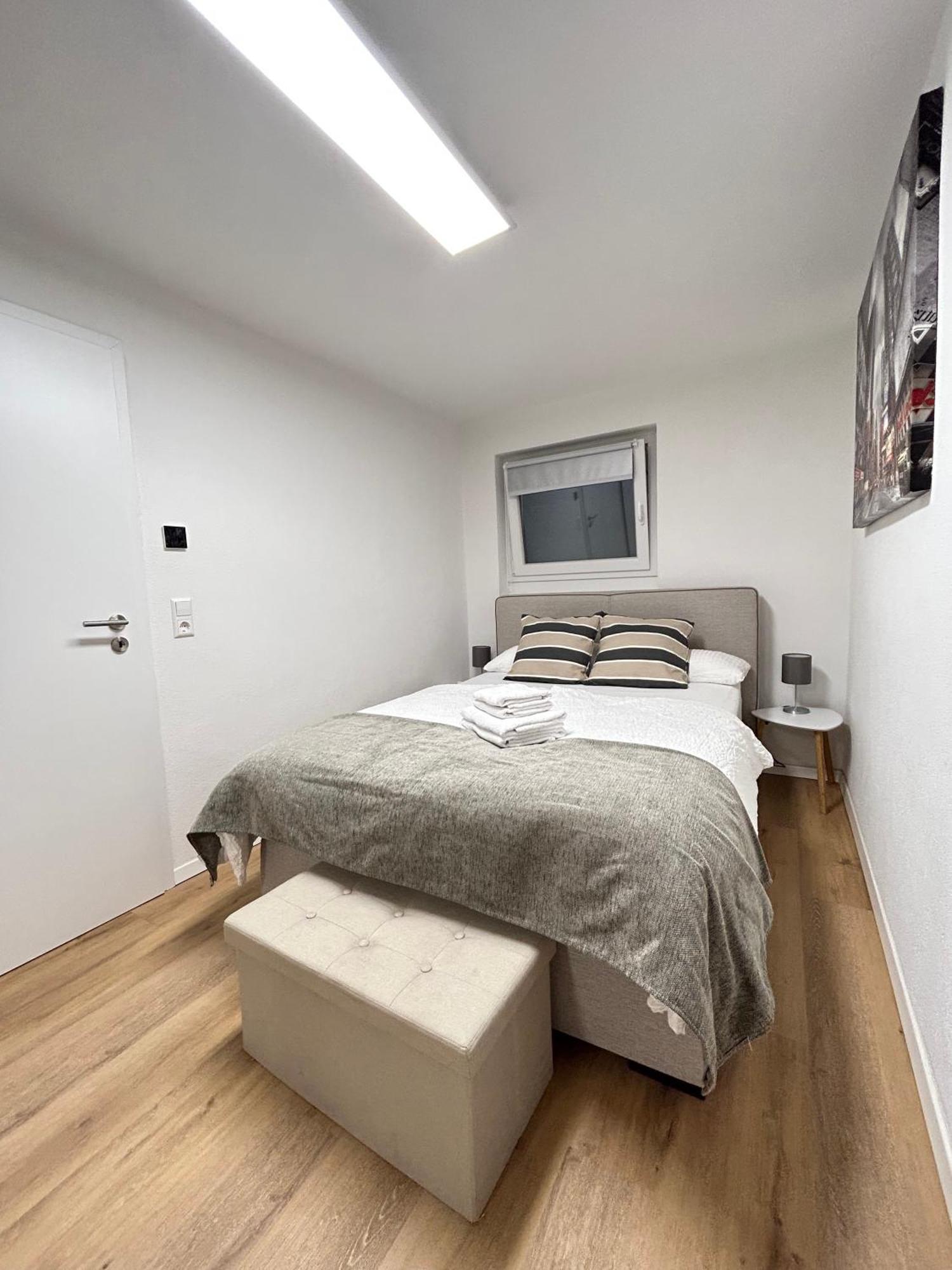 Souterrainwohnung - Remseck Am Neckar エクステリア 写真